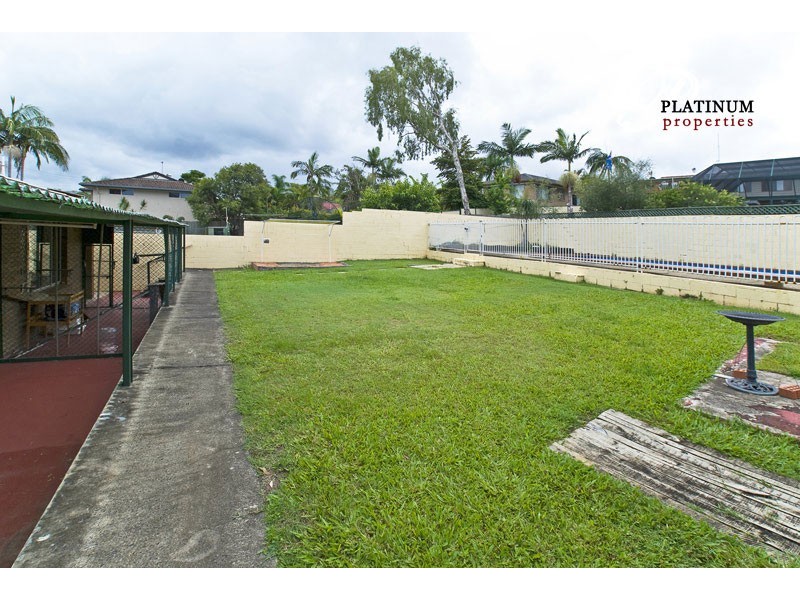 17 Cotlew Street, Southport QLD 4215