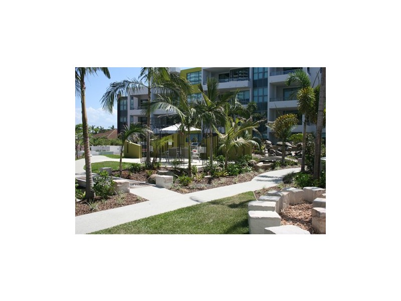 28 Bayview Street, Runaway Bay QLD 4216