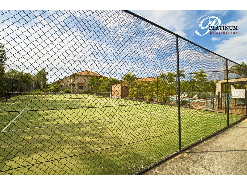 15/3 Regensberg Close, Varsity Lakes QLD 4227