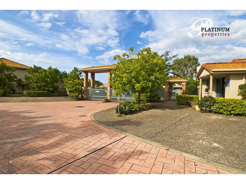 15/3 Regensberg Close, Varsity Lakes QLD 4227