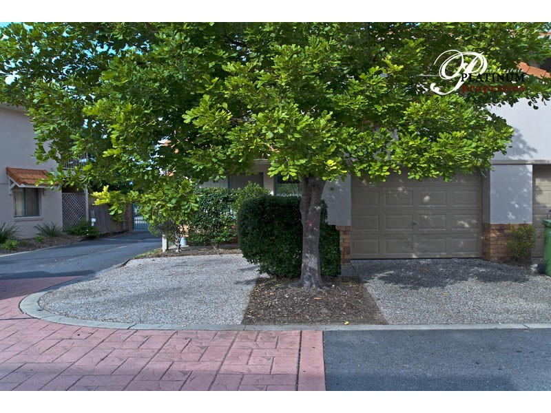 15/3 Regensberg Close, Varsity Lakes QLD 4227