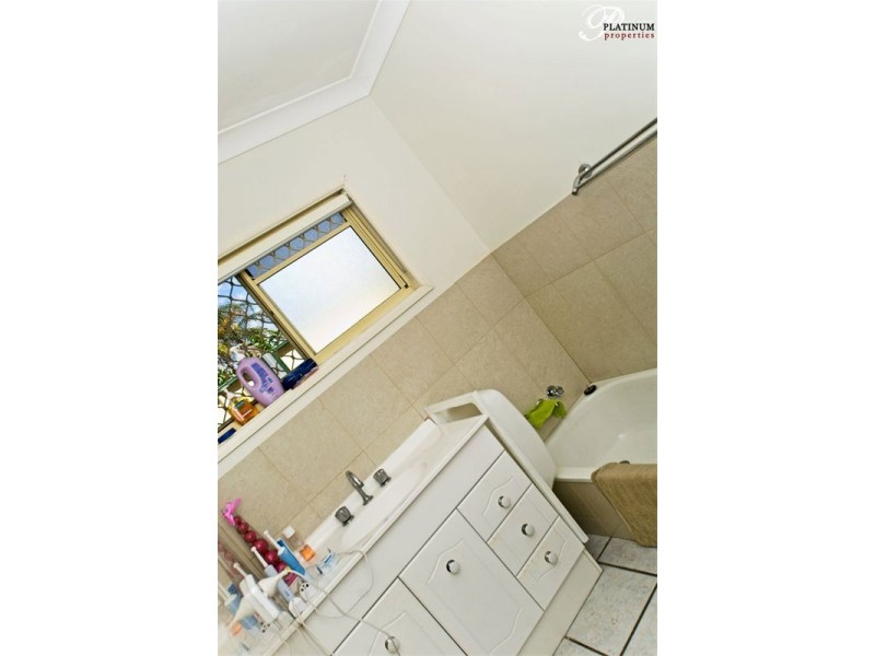 188 Brisbane Road, Arundel QLD 4214