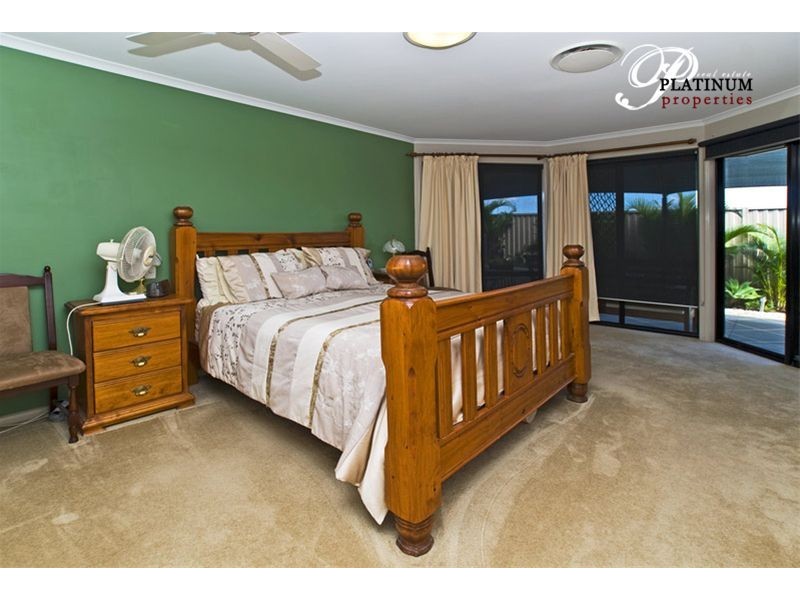 9 Manacor Place, Runaway Bay QLD 4216