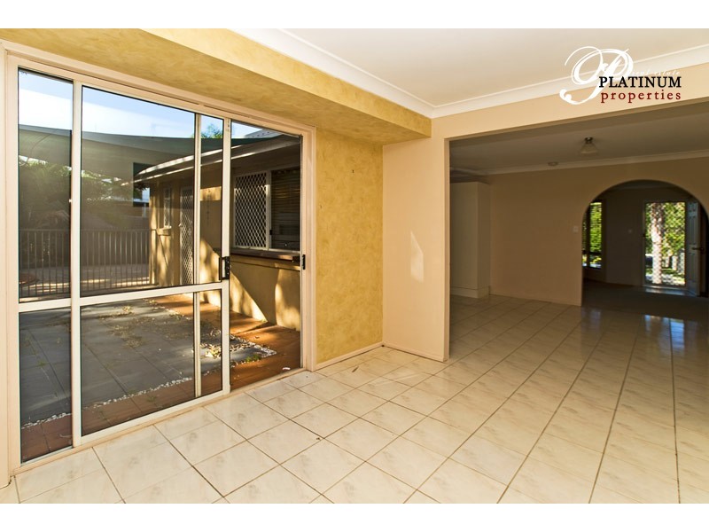 51 Lindfield Road, Helensvale QLD 4212