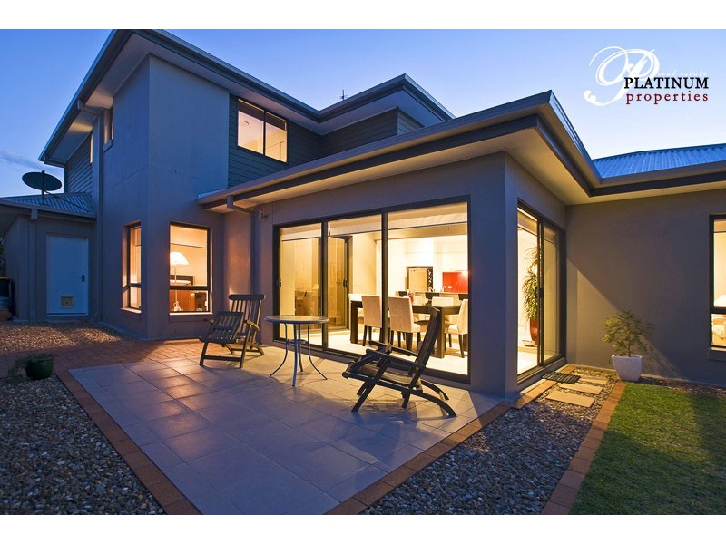 30 Costa Del Sol Ave, Runaway Bay QLD 4216