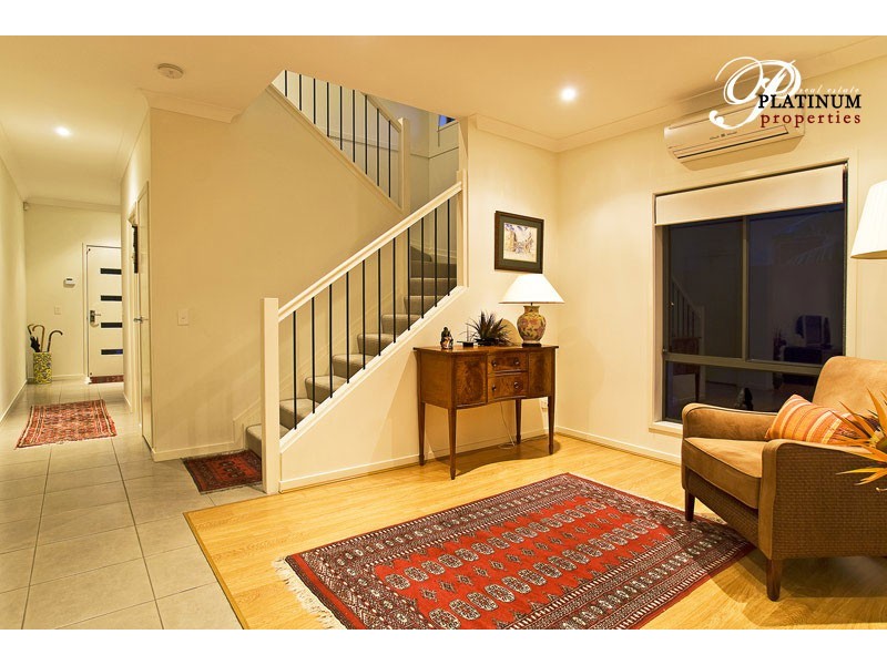 30 Costa Del Sol Ave, Runaway Bay QLD 4216