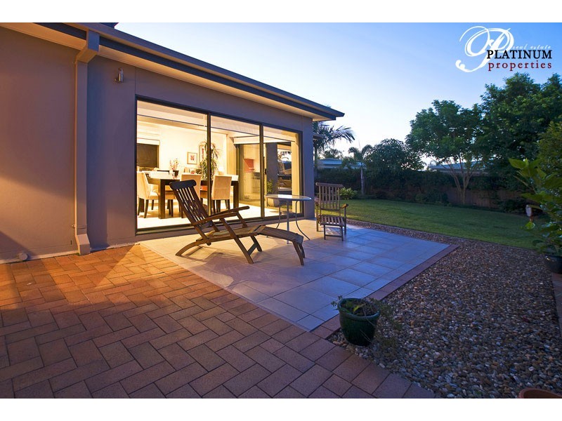 30 Costa Del Sol Ave, Runaway Bay QLD 4216