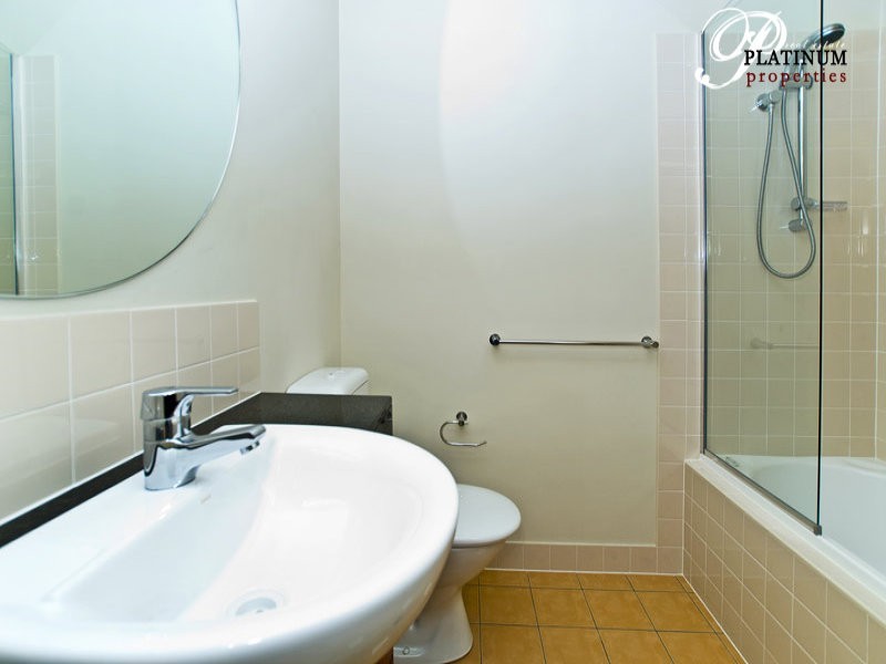 Hope Island QLD 4212