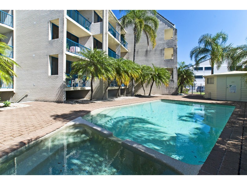 12/249 Bayview Street, Runaway Bay QLD 4216