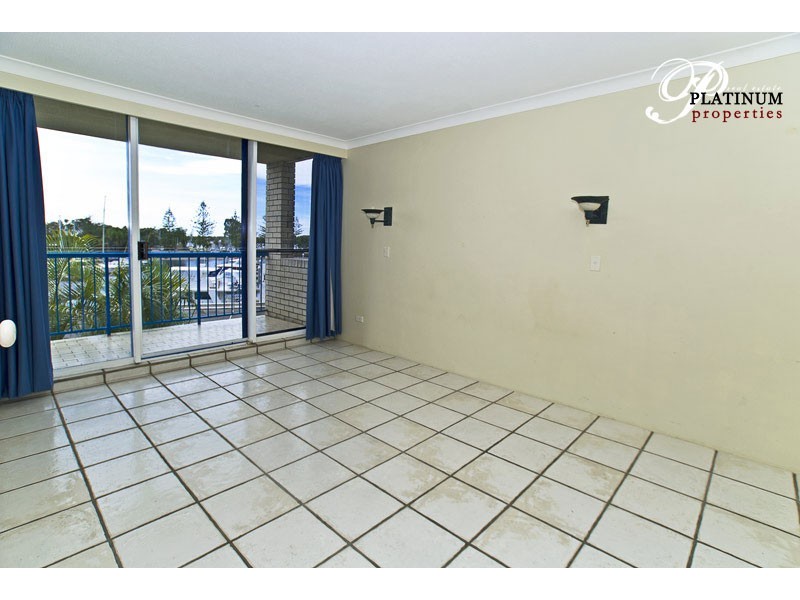12/249 Bayview Street, Runaway Bay QLD 4216