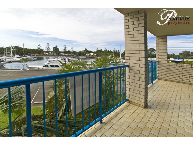 12/249 Bayview Street, Runaway Bay QLD 4216