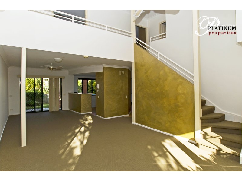 227/125 Hansford Road, Coombabah QLD 4216