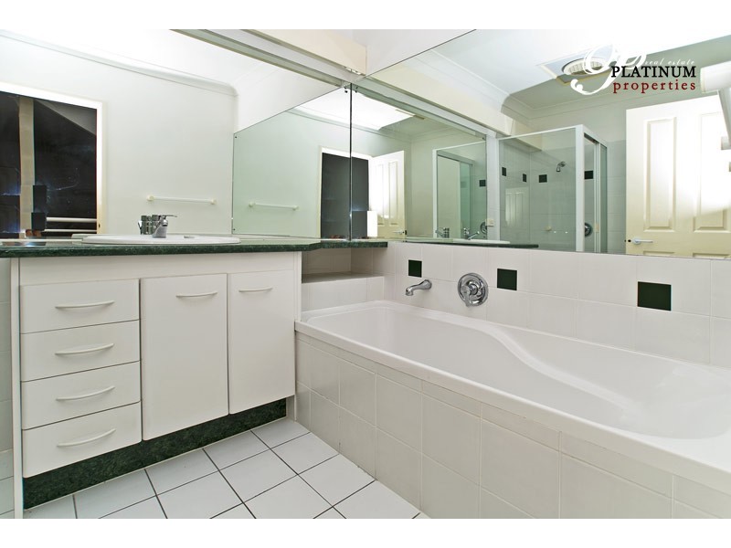 227/125 Hansford Road, Coombabah QLD 4216