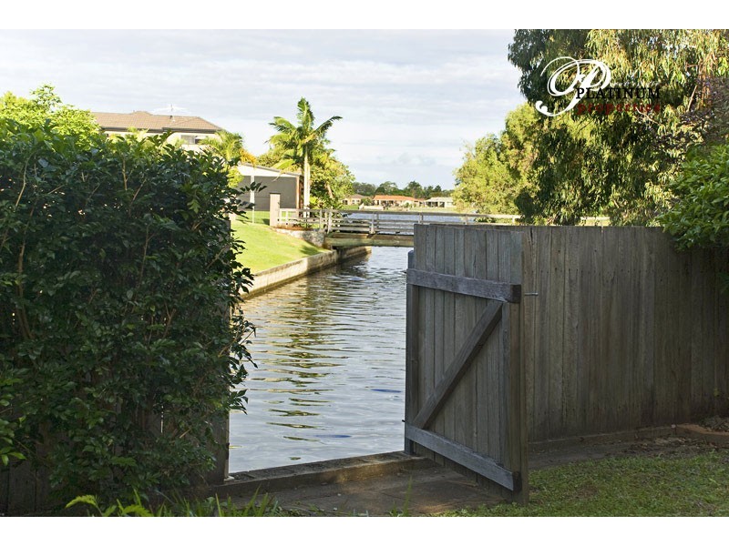 227/125 Hansford Road, Coombabah QLD 4216