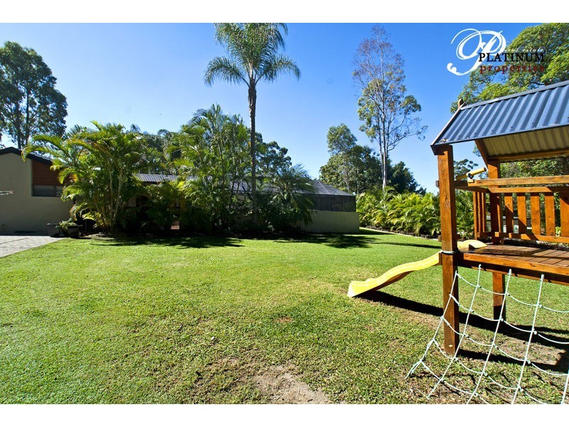 32 Derwent Ave, Helensvale QLD 4212