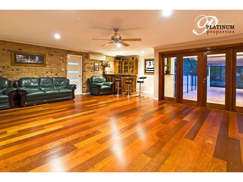 32 Derwent Ave, Helensvale QLD 4212