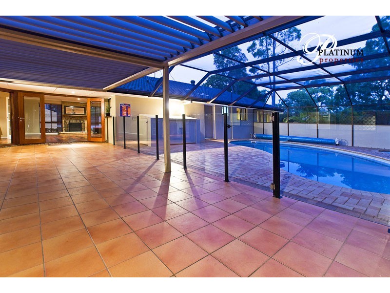 32 Derwent Ave, Helensvale QLD 4212