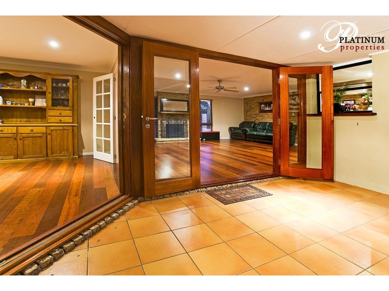 32 Derwent Ave, Helensvale QLD 4212