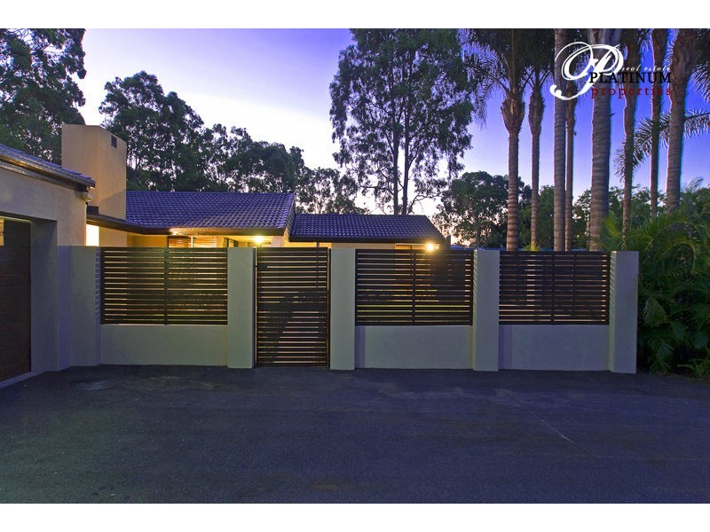 32 Derwent Ave, Helensvale QLD 4212