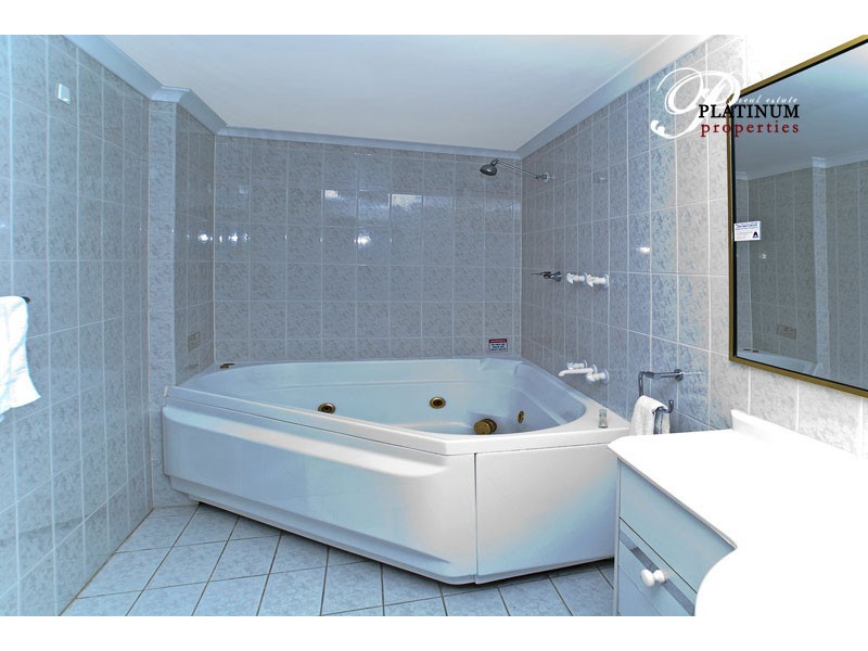 Biggera Waters QLD 4216