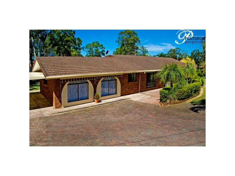 1 Condamine Crescent, Helensvale QLD 4212