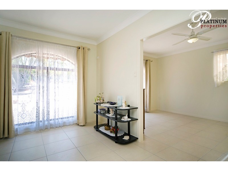 1 Condamine Crescent, Helensvale QLD 4212
