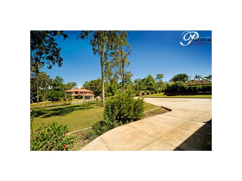 1 Condamine Crescent, Helensvale QLD 4212