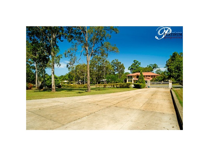 1 Condamine Crescent, Helensvale QLD 4212