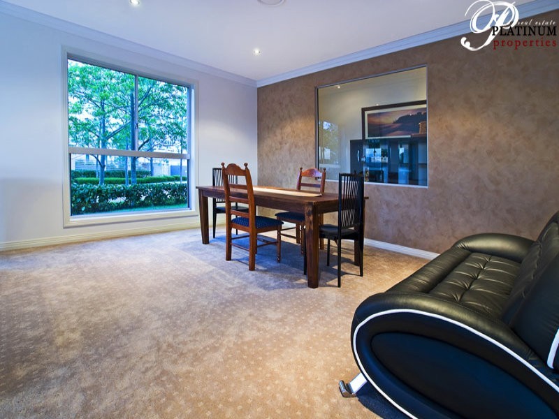 46 Coomera Ct, Helensvale QLD 4212