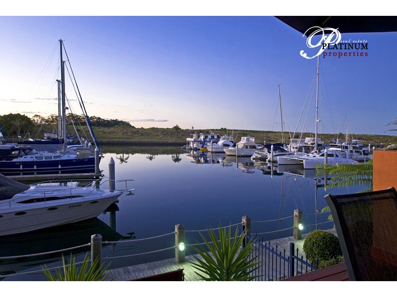 32/10 John Lund Drive, Hope Island QLD 4212
