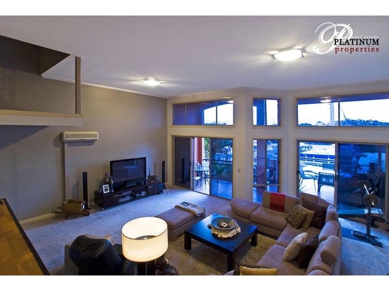 32/10 John Lund Drive, Hope Island QLD 4212