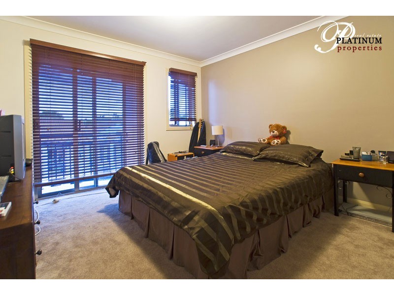 32/10 John Lund Drive, Hope Island QLD 4212