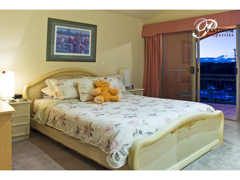 32/10 John Lund Drive, Hope Island QLD 4212