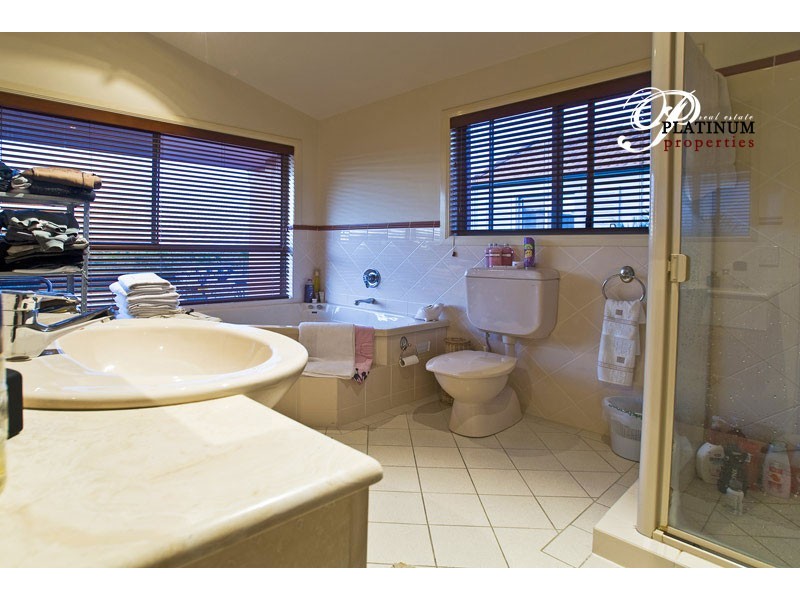 32/10 John Lund Drive, Hope Island QLD 4212