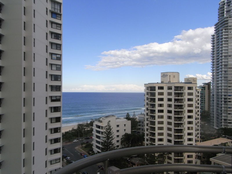 18 Hanlan Street, Surfers Paradise QLD 4217