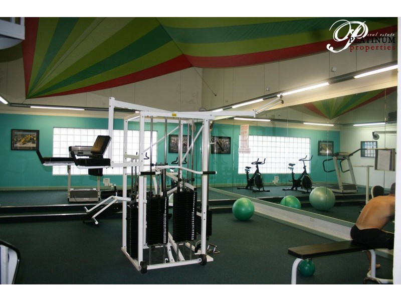 18 Hanlan Street, Surfers Paradise QLD 4217