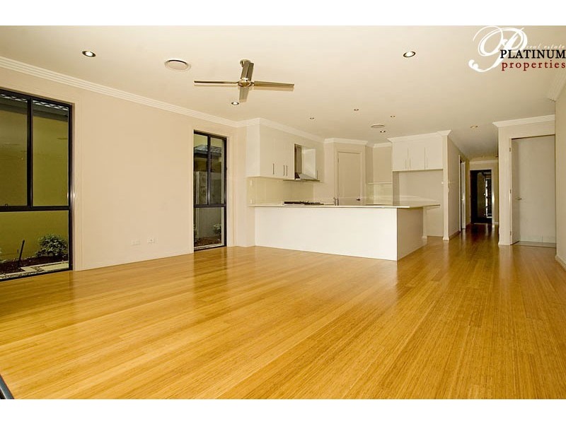 Hope Island QLD 4212