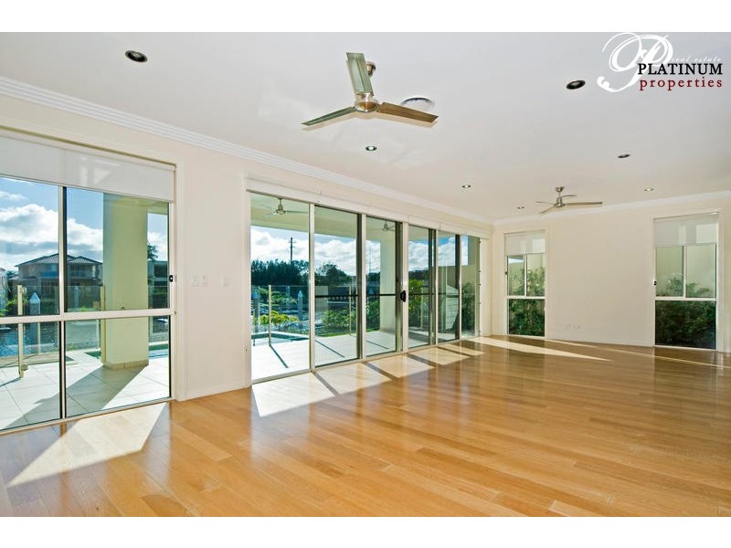 Hope Island QLD 4212