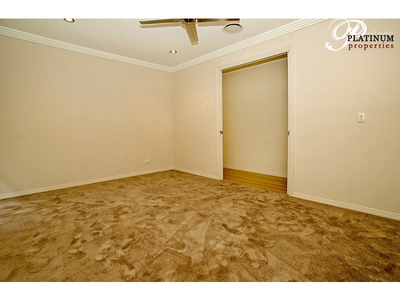 Hope Island QLD 4212