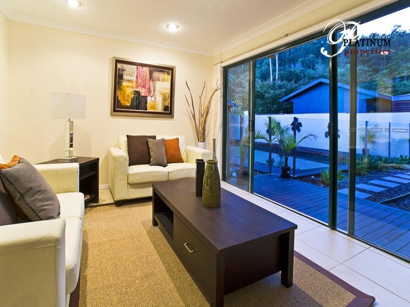 Wongawallan QLD 4210