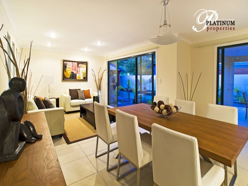 Wongawallan QLD 4210