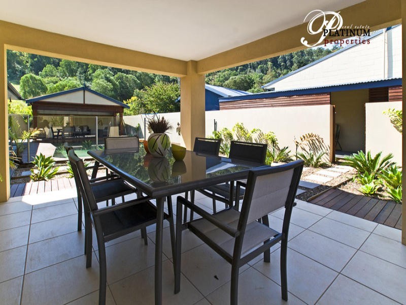 Wongawallan QLD 4210