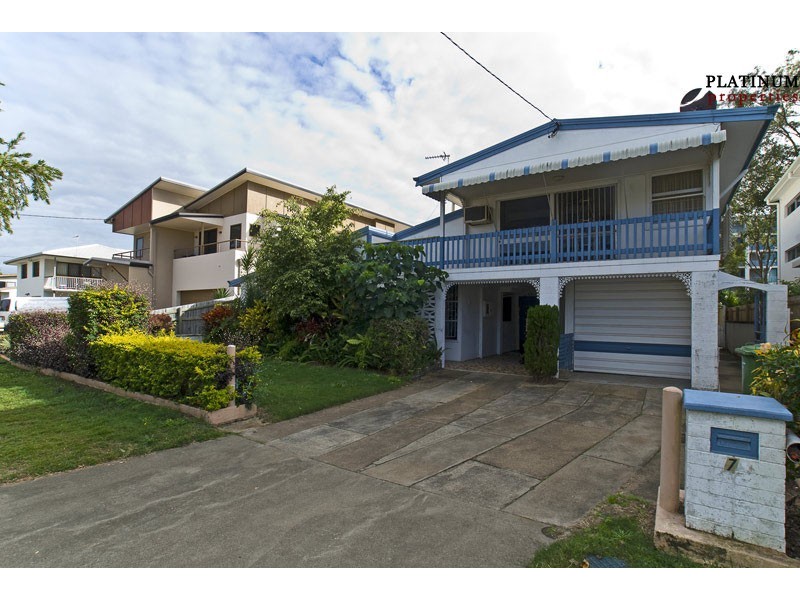 Hollywell QLD 4216