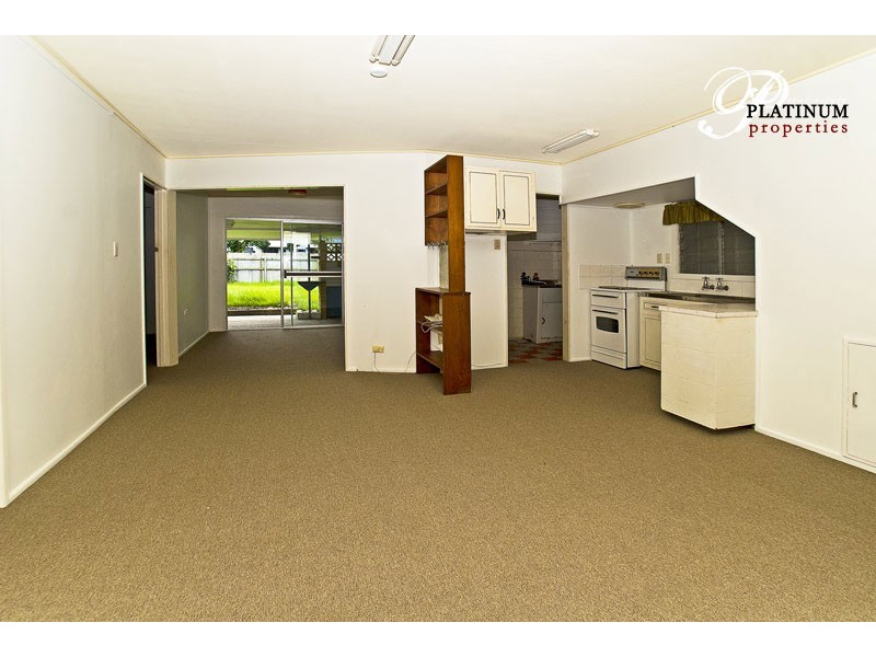 Hollywell QLD 4216