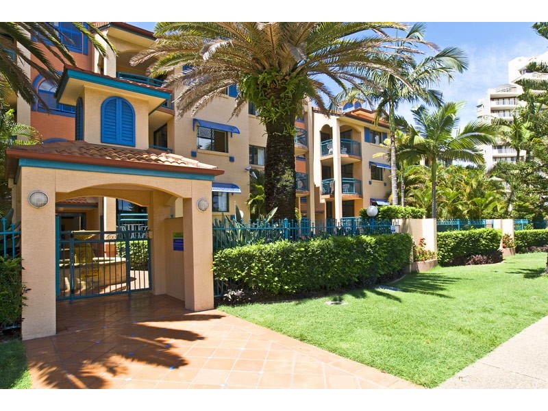 22/20 Anne Ave, Broadbeach QLD 4218