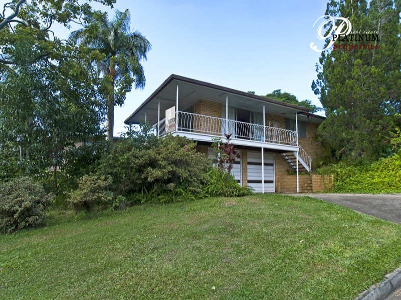 2 Golden Cresc, Southport QLD 4215