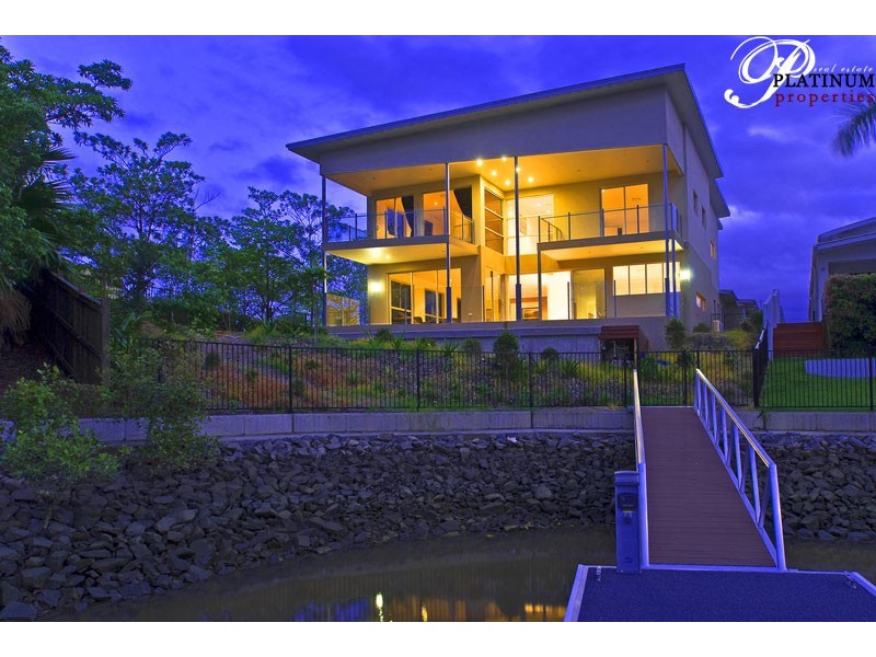 Hope Island QLD 4212