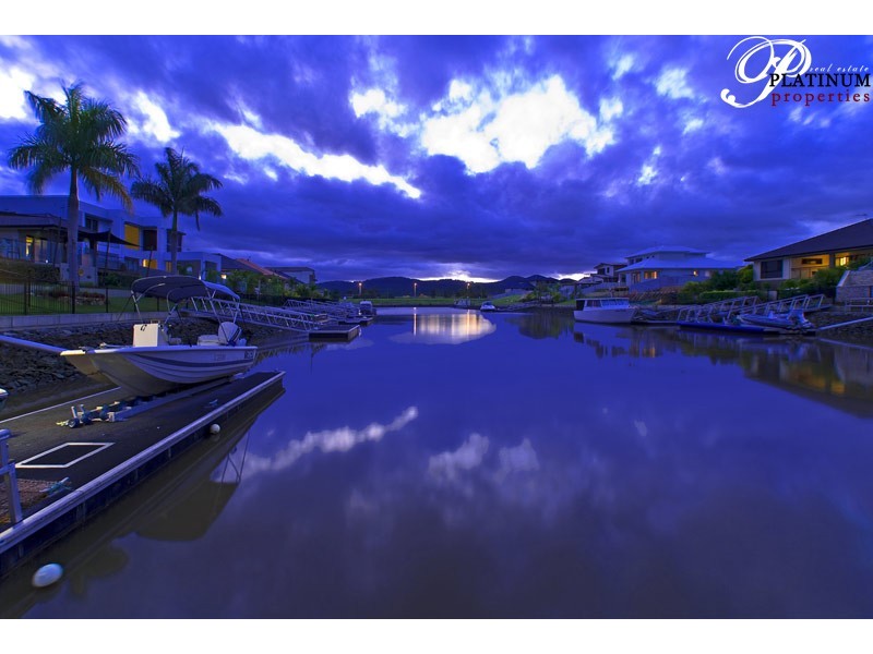 Hope Island QLD 4212