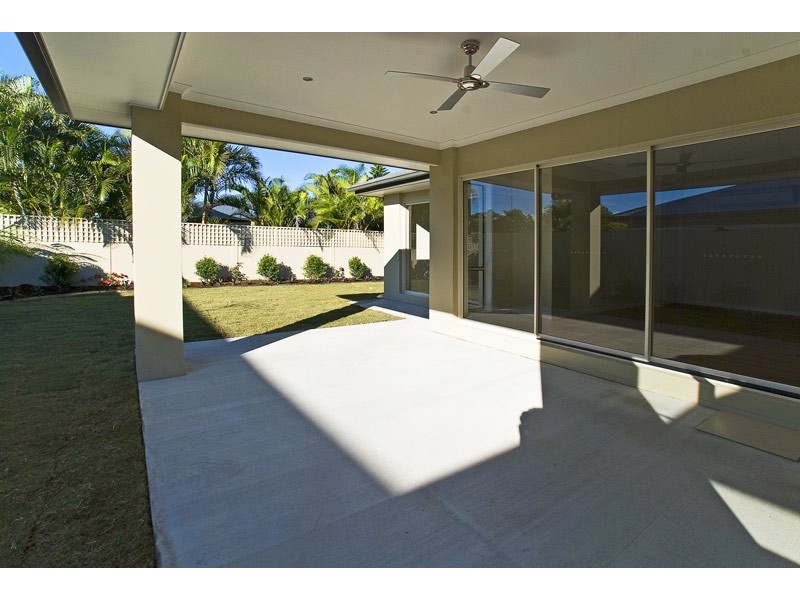 Hope Island QLD 4212