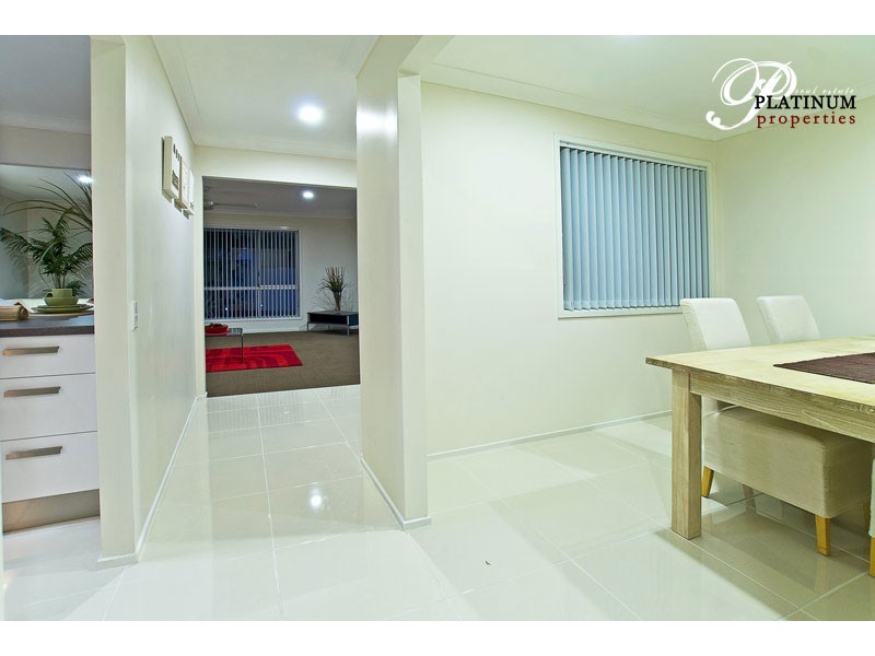 35 Clam Street, Runaway Bay QLD 4216